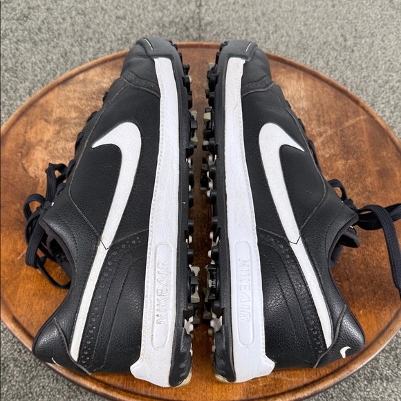 Nike Air Shoes Mens 10.5 Golf Cleat Sneakers Black White 379212-011 - Picture 7 of 11